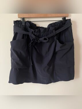Athleta Skyline Skort Size 16 Black Tie 446662